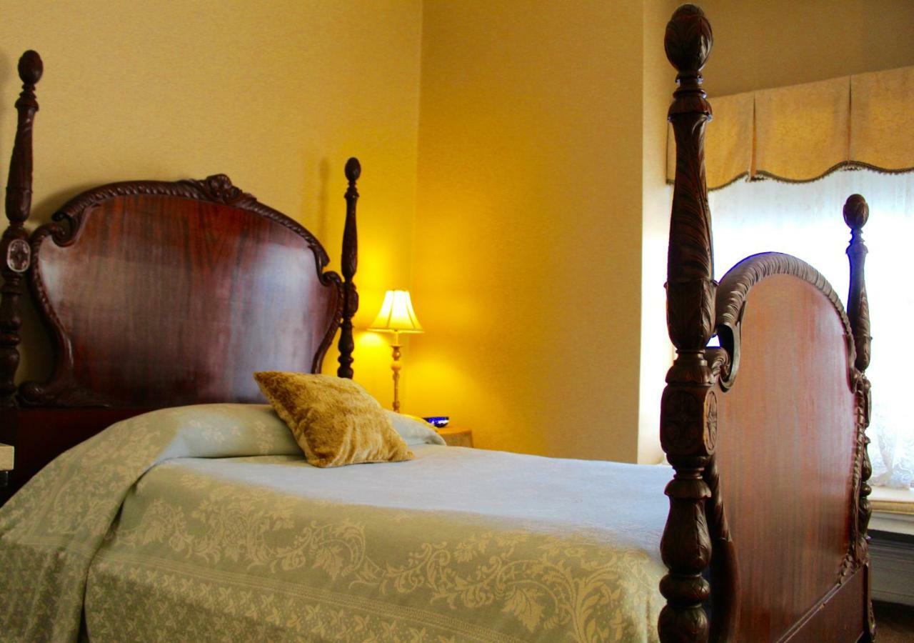 The Stockade Inn Schenectady Exteriör bild