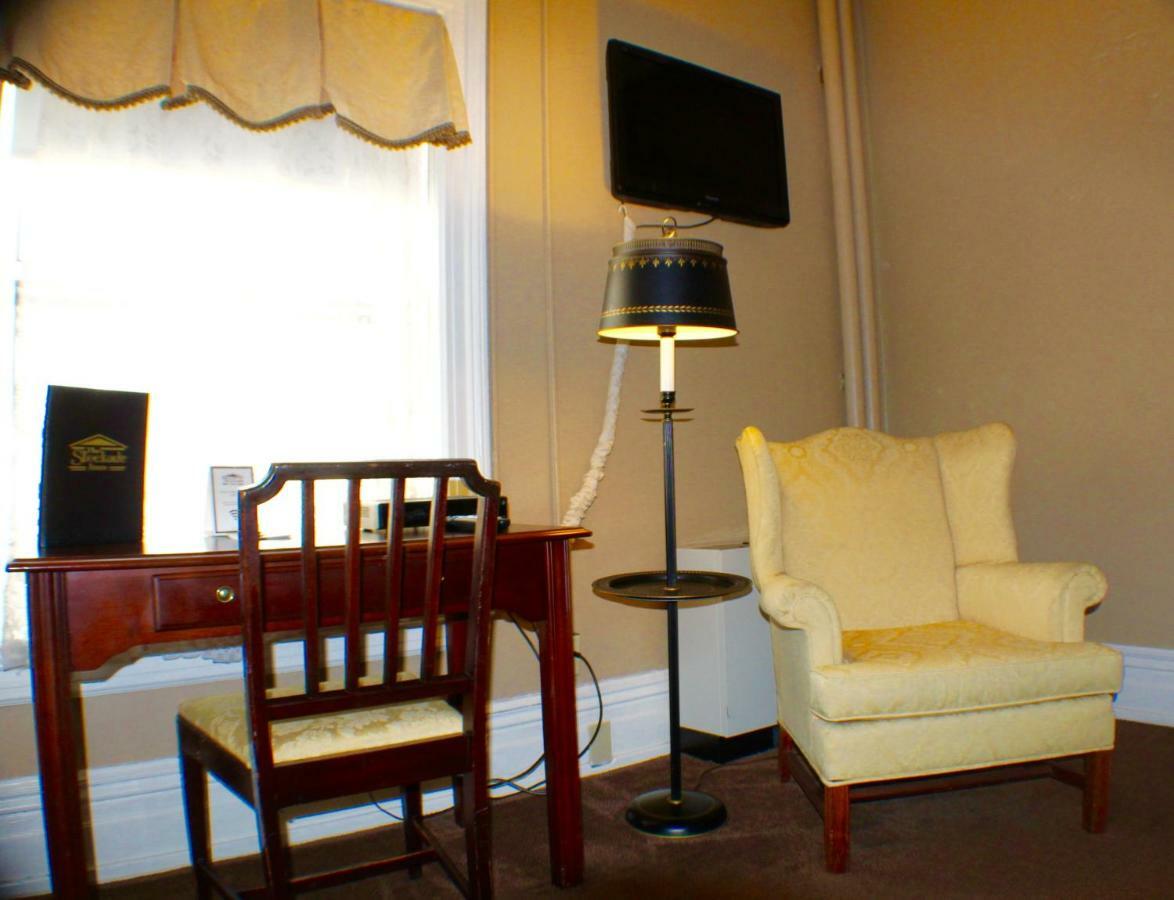 The Stockade Inn Schenectady Exteriör bild